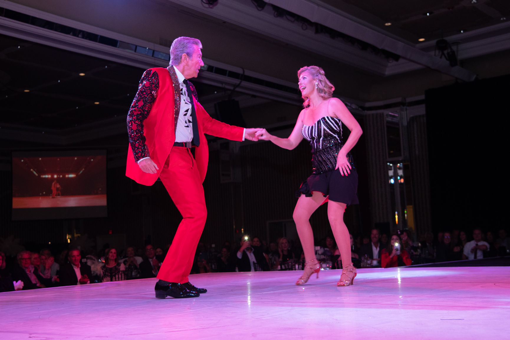 110318_acw_dancinggallery-252.jpg